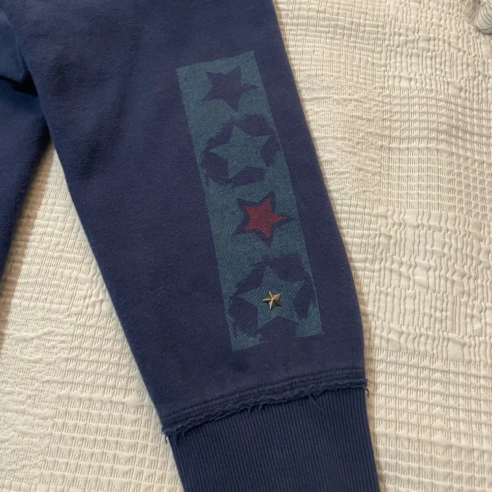 🖤❤️ Disneyland Resort Blue Zip Up Hoodie with Mickey Mouse Design, size XXL